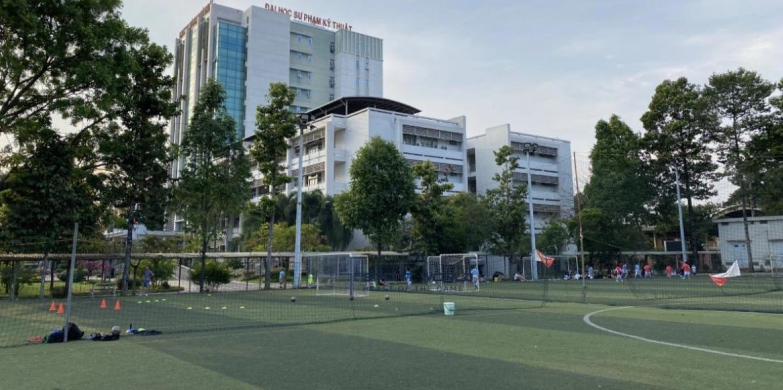 UTE Football Booking System